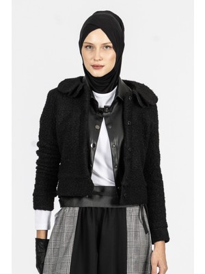 By Özlem Yazan Teddy Dokulu Kelebek Yaka Kısa Kadın Ceket