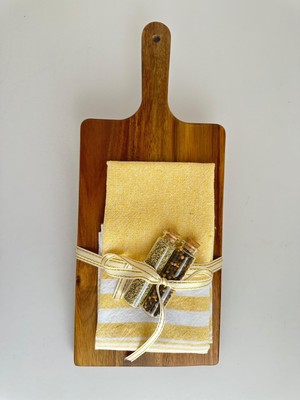 KuNu Box Rustik Baharatlı Ahşap Kesme Tahtası ve Kurulama Bezli Mutfak Hediye Seti