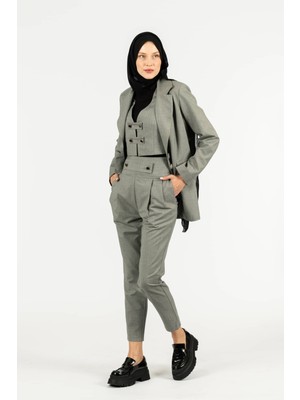 By Özlem Yazan Suit Dokuma Kalın Kemer Detaylı Havuç Pantolon