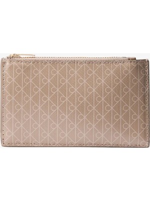 Calvin Klein Kadın Ck Desenli Fermuar Kapama Çoklu Kart Bölmeli Bej Cüzdan LV04F1084G-3I6