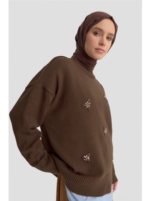 Armine Nakışlı Oversize Kazak 25KD6015 Acı Kahve