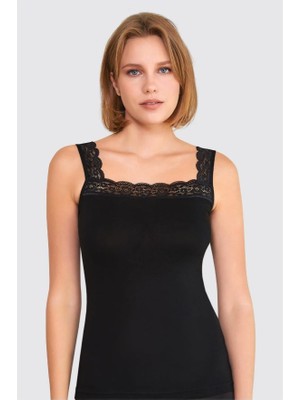 Kit Iç Giyim Berrak Tekli Dantel Yaka Detalı Kadın Atlet