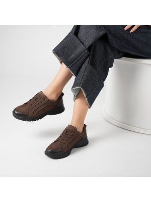 Ametist Acorn Kahve Nubuk Deri Kadın Sneaker – Esnek Kauçuk Taban