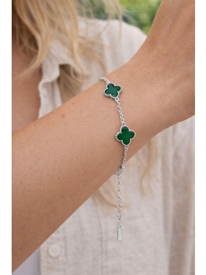 Glossy Jewelery Yeşil Yonca Detaylı Gümüş Renk Kadın Çelik Bileklik
