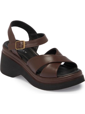 Tergan  Kahve Hakiki Deri Kadın Sandalet - K25Y1SN67756-O09