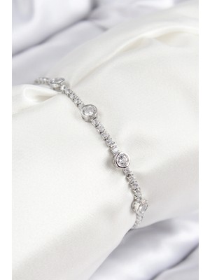 Alvo Store Buğz Pirinç Zirkon Taşlı Daire Model Gümüş Renk Asansörlü Kadın Bileklik