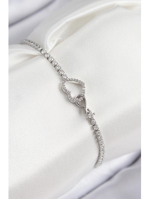 Alvo Store Buğz Pirinç Zirkon Taşlı Sonsuzluk Kalp Model Gümüş Renk Kadın Bileklik
