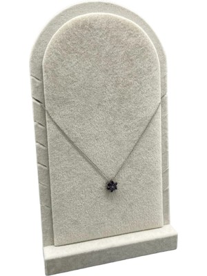 Megass Dekor Batum Model Süet Kumaş Krem Renk 26/15 cm Ayaklı Kolye Sergileme Standı