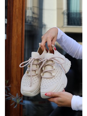 BeBeQ Cristina Bej Triko Bağcıklı Delikli Parlak Yüksek Taban Günlük Kadın Sneaker Spor Ayakkabı