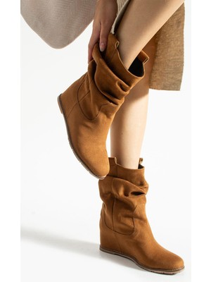 BeBeQ Casey Taba Süet Dolgu Topuklu Kadın Bot