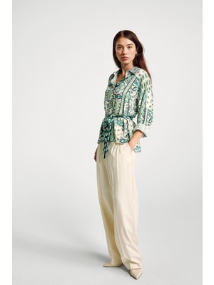 United Colors Of Benetton Mix Kadın / Kız KDN_%100 Viskoz Kuşaklı Desenli Gömlek Model Kodu: ( 5HUUDQ0CX72C)