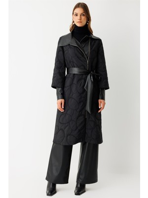 Esswaap Fermuar Kapamalı Kristal Taş Detaylı Kap  Siyah