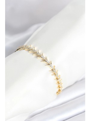 Calperia Pirinç Gold Renk Balık Sırtı Model Zirkon Taşlı Kadın Bileklik