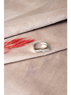 By Barun Ayarlanabilir Yüzük Zirkon Taşlı 925 Ayar Gümüş Yüzük YZ-0081