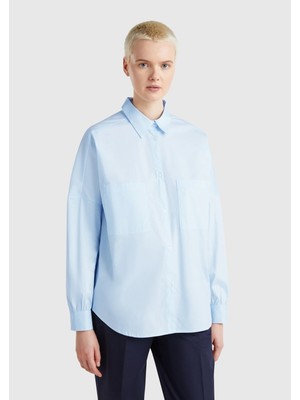 United Colors Of Benetton Açık Mavi Kadın / Kız Kdn_pamuk Karışımlı Kolu Büzgülü Düşük Omuzlu Oversize Gömlek Model Kodu: ( 54KXDQ0B212J)