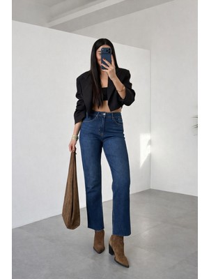Ecenin Favorileri Mavi Kesik Paça Boy Fit Kadın Jean Pantolon