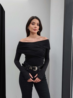 Esra Helvacı Uzun Kol Madonna Yaka Bluz
