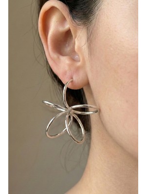 Aurrari Silver Çiçek Desenli Yay Halka Küpe