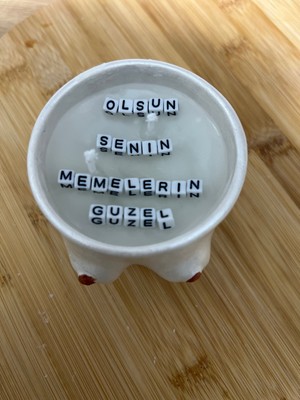 El Yapımı Tarçın Kokulu Gizli Mesajlı Memeli Bardak Mum | Dekoratif Mum