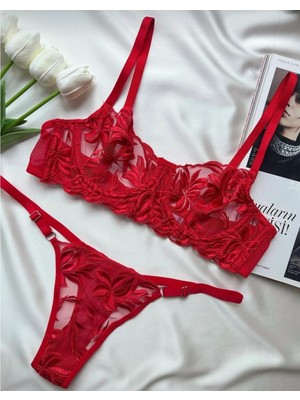 Freya Kırmızı Çiçek Desenli Balenli Tanga Model Iç Çamaşırı Takımı