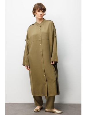 Micca %100 Doğal LyoCELL ile Dökümlü Soft Hissiyat Rahat Kalıp Apolet ve Özel Düğme Detaylı Maxi Tunik-Haki