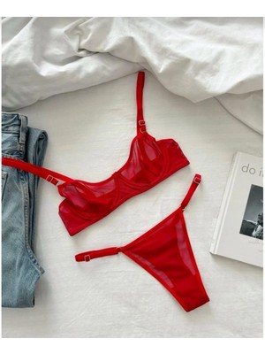 Freya Kırmızı Transparan Detaylı Tanga Model İç Çamaşırı