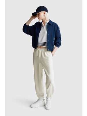 United Colors Of Benetton Beyaz Kadın / Kız Kdn_beli Bağcıklı Cepli Pantolon Model Kodu: ( 40A6DF09V074)