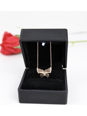 Trend Robo 925 Ayar Gümüş Rose Kelebek Kolye ve Şık Işıklı Kutu