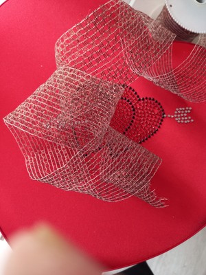 Helvacıoğlu Çikolata Dekoratif File Kurdele, 5 cm Eninde , 1 Metre Fiyatıdır