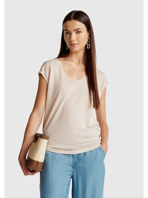 United Colors Of Benetton Bej Kadın / Kız KDN_%100 Keten Yanları Yırtmaçlı Relax Fit Yuvarlak Yaka T-Shirt Model Kodu: ( 37UJE16B1152)