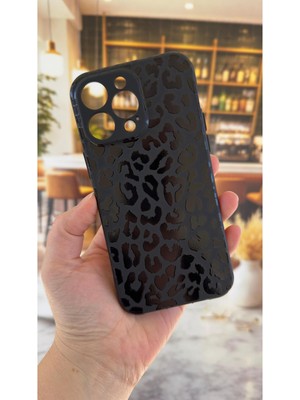 Vip Case iPhone 14 Pro Max Uyumlu Leopar Desenli Silikon Darbe Emici Klasik Korumalı Rubber Kılıf