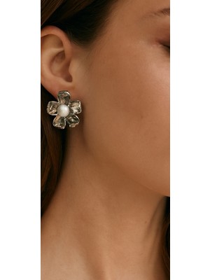 Kokoş Çelik Küpe Inci Detay Çiçekli Gümüş Renk