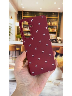 Vip Case Samsung Galaxy A26 Uyumlu Beyaz Fiyonk Desenli Silikon Darbe Emici Klasik Korumalı Rubber Kılıf