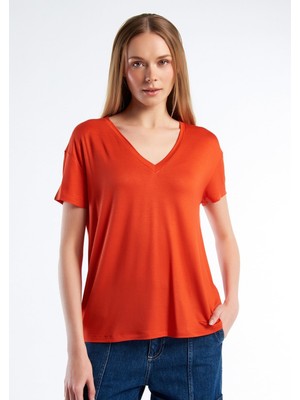 United Colors Of Benetton Kırmızı Kadın / Kız Bn_viskoz Karışımlı Geniş V Yaka Basic T-Shirt Model Kodu: ( 3Z12D400T3T5)