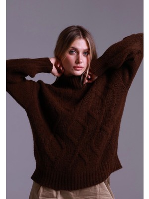 Baklava Desen Kahverengi Kazak