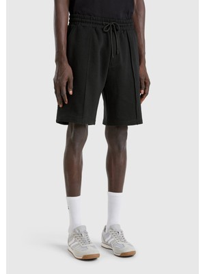 United Colors Of Benetton Siyah Erkek ERK_%100 Pamuk Logo Detaylı Beli Büzgü Ipli Bermuda Şort Model Kodu: ( 342ZU900X100)