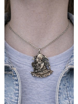 Herşey Nota Mystic Scare Charm – Figürlü Gümüş Renk Unisex Kolye (60 Cm)