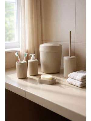 Özbience Şık ve Konforlu 5 Parça Beyaz Banyo Seti, Kolay Kullanım