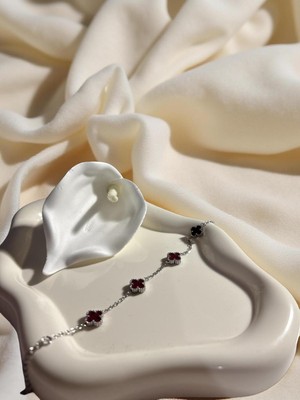 Ezgiarslanatalier Çelik Bordo Yonca Bileklik