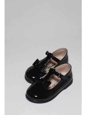 Aktaş Ortopedi Kız Çocuk Direkli Alt Papyon Fiyonklu Siyah Rugan Ortopedik Abiye Babet Ayakkabı