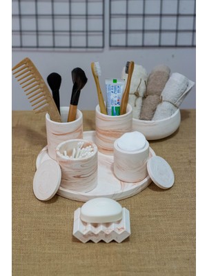 Özbience Pratik Banyo Seti, Tepsili Diş Fırçalık, Sabunluk ve Havluluk ile Şık Tasarım