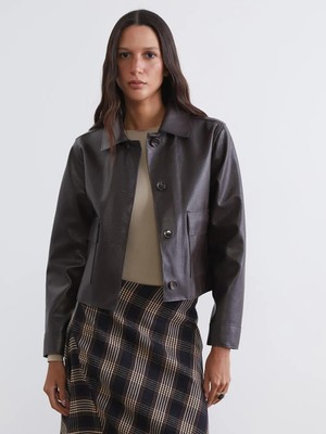 LC Waikiki Gömlek Yaka Kadın Deri Görünümlü Ceket  (S6)