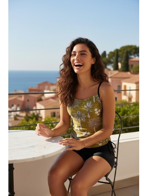 Adel Swimwear Ayarlanabilir Askılı Şortlu Tankini Takımı - Tropikal
