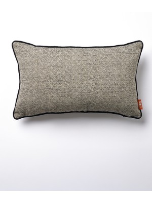 The Kun Zigzag Desenli Biyeli Kırlent Kılıfı