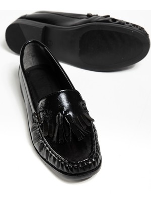 Tonny Black Kadın Siyah Kadın Püskül Detaylı Rahat Kalıp Loafer Ayakkabı