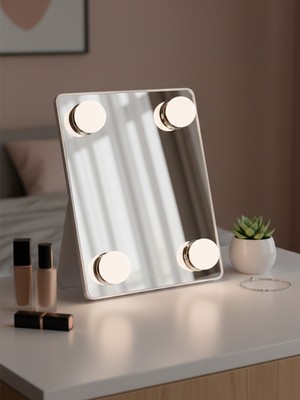 PremiumPort Parlak 4 Led'li Dokunmatik Masaüstü Makyaj Aynası