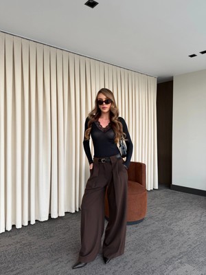 Laluvia Kahverengi Kemerli Tasarım Pantolon - 251032