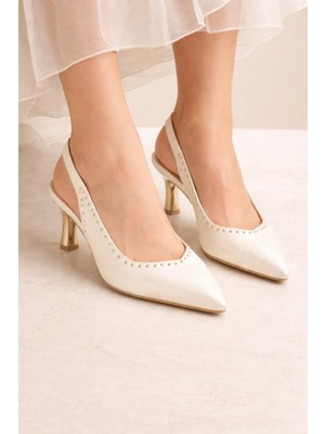 ModaOnn Kadın  Sivri Burun Zımbalı Slingback Ince Topuk Ayakkabı