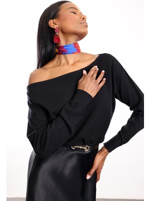 5in1Canpolat Siyah Kayık Yaka Triko 251175