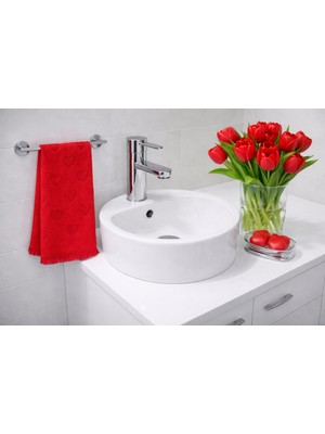 Aylis Home Kırmızı Kalpli Havlu